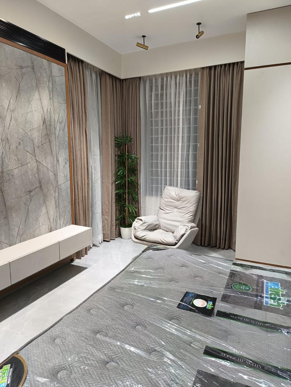 Curtain Designing Installation